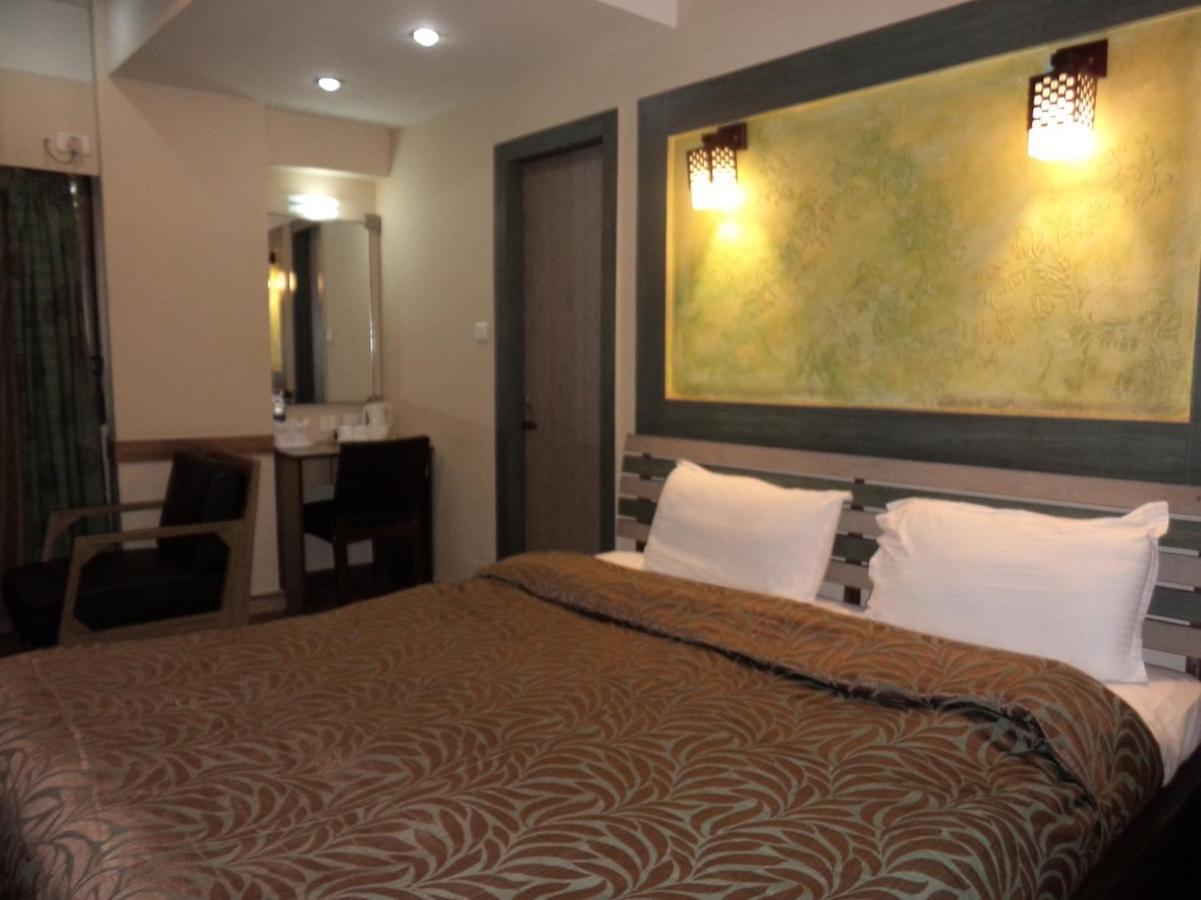 Hotel Majestic Shillong Exterior photo