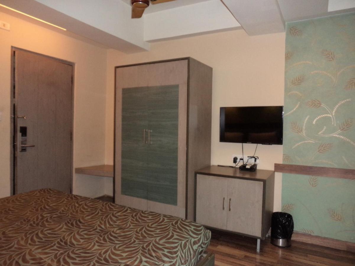 Hotel Majestic Shillong Exterior photo